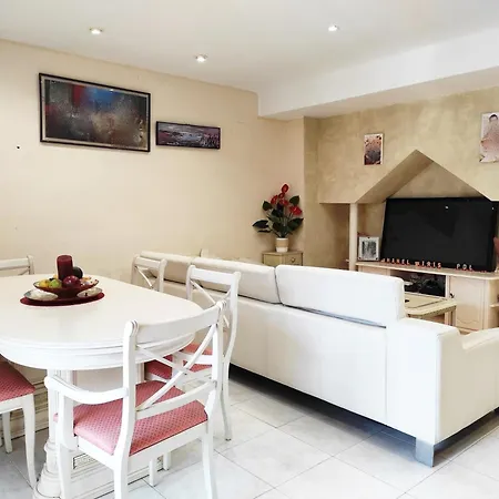 Duplex Centrico, En Segunda Linea De Mar *