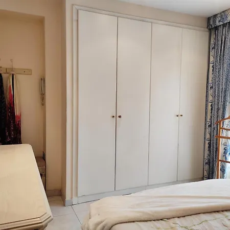 Duplex Centrico, En Segunda Linea De Mar Appartement